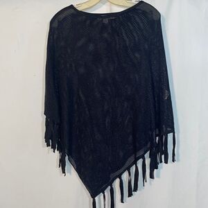 Email e petites mesh poncho